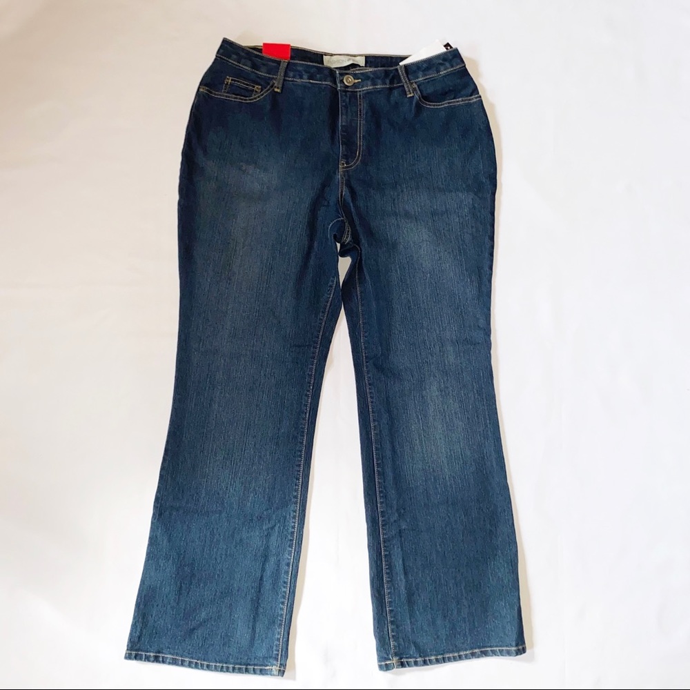 Fashion Bug right fit moderately curvy size 18W.